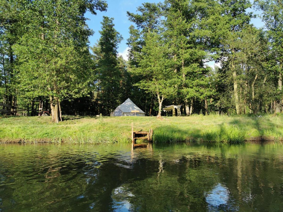 Glamping Kaliska Hotel Łochów Екстериор снимка
